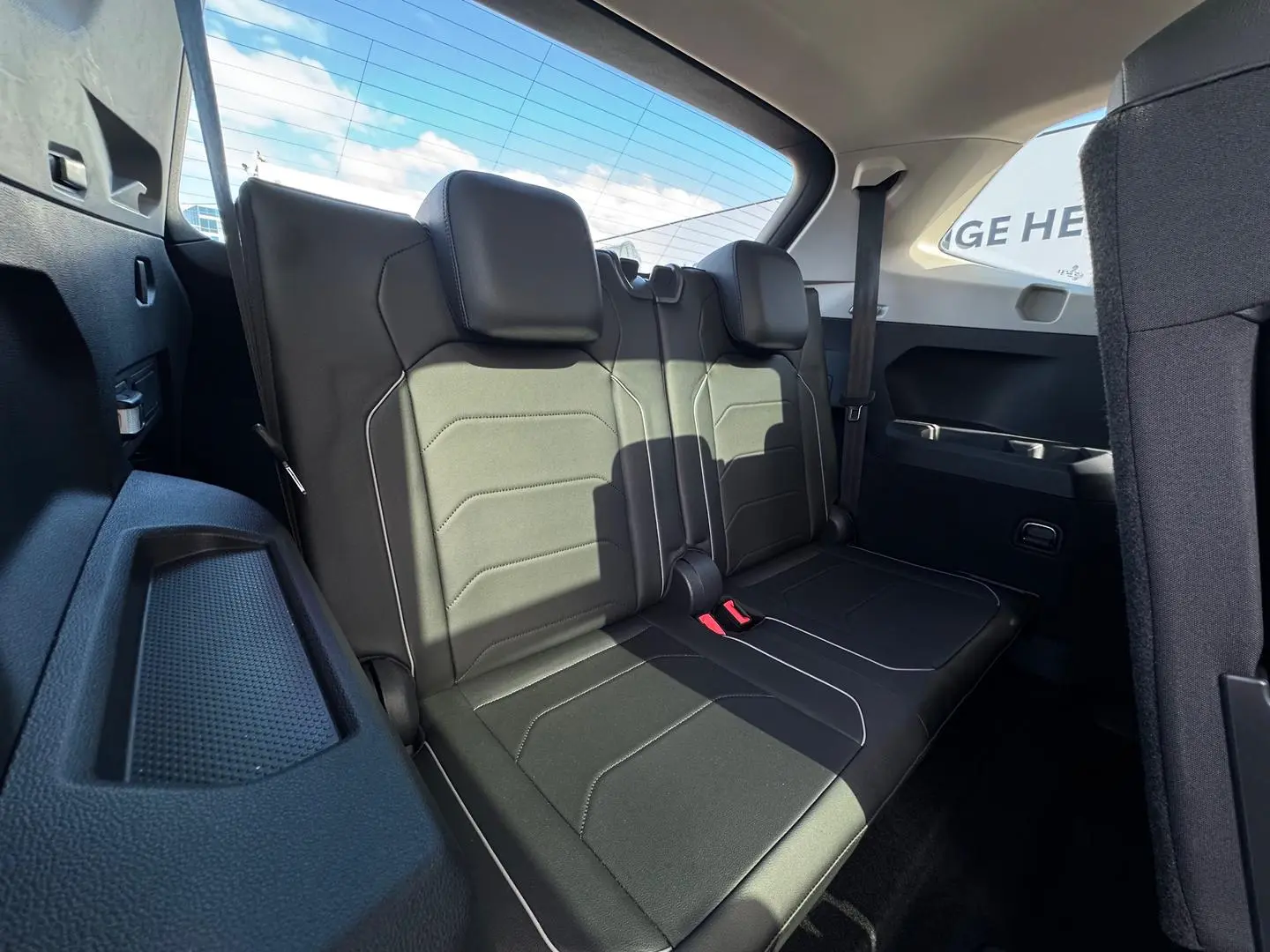 2023 Volkswagen Tiguan Gallery Image 26