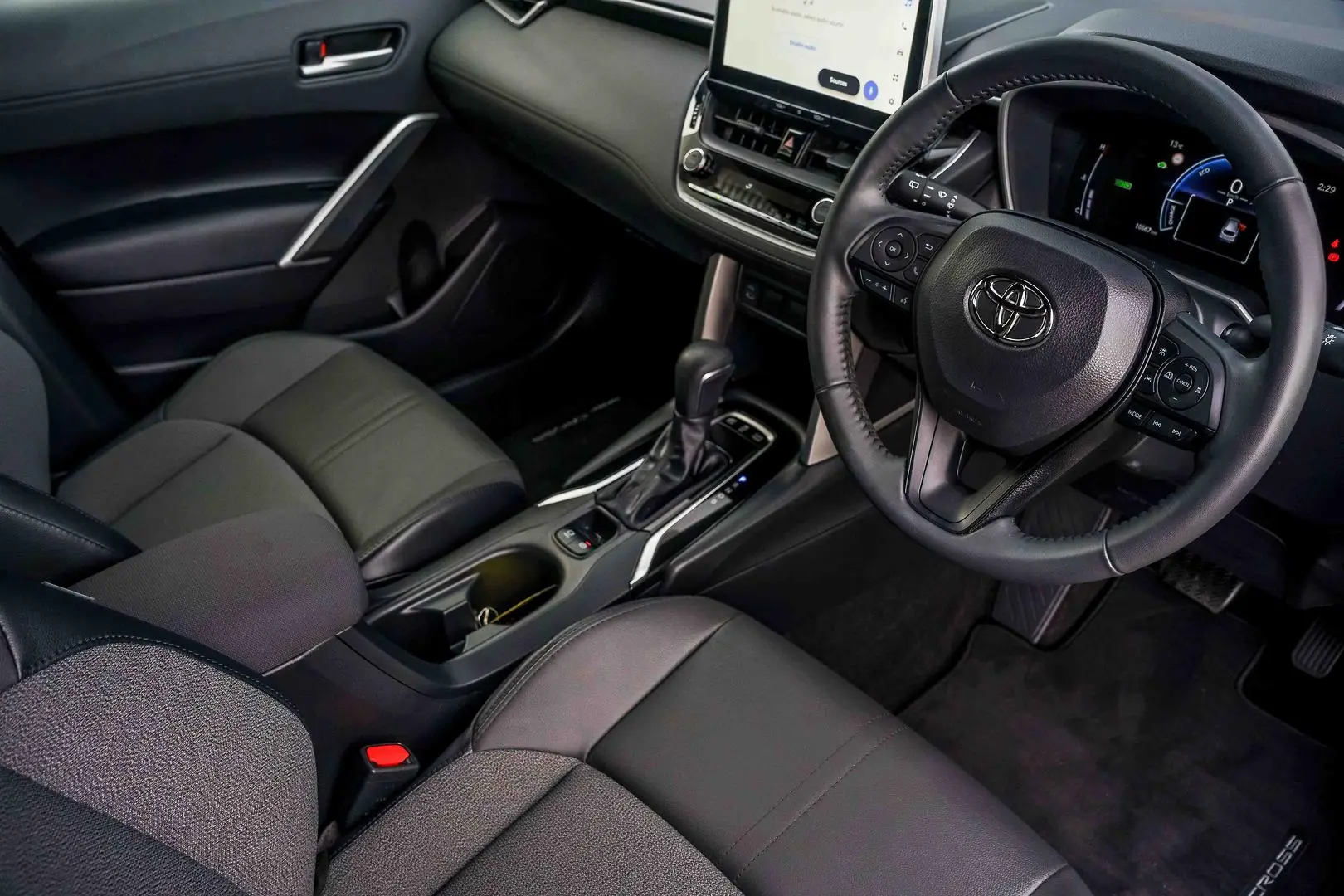 2024 Toyota Corolla Cross Gallery Image 7