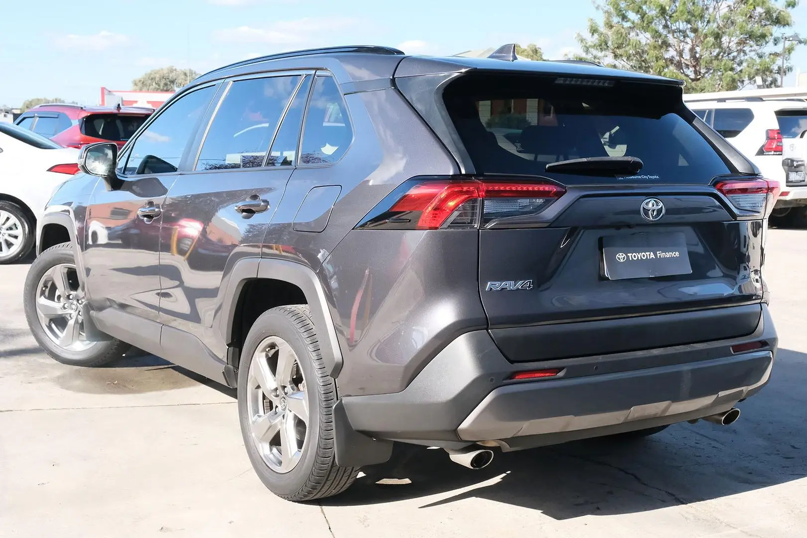 2020 Toyota RAV4 Gallery Image 2