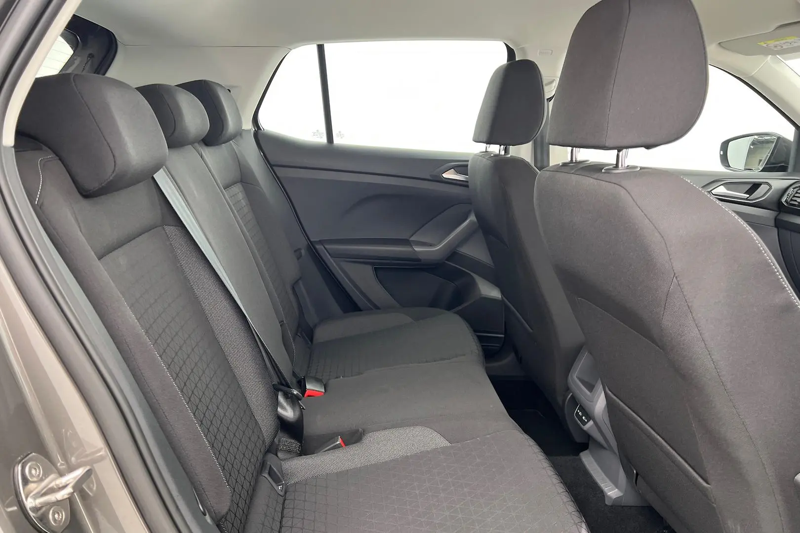 2021 Volkswagen T-Cross Gallery Image 13