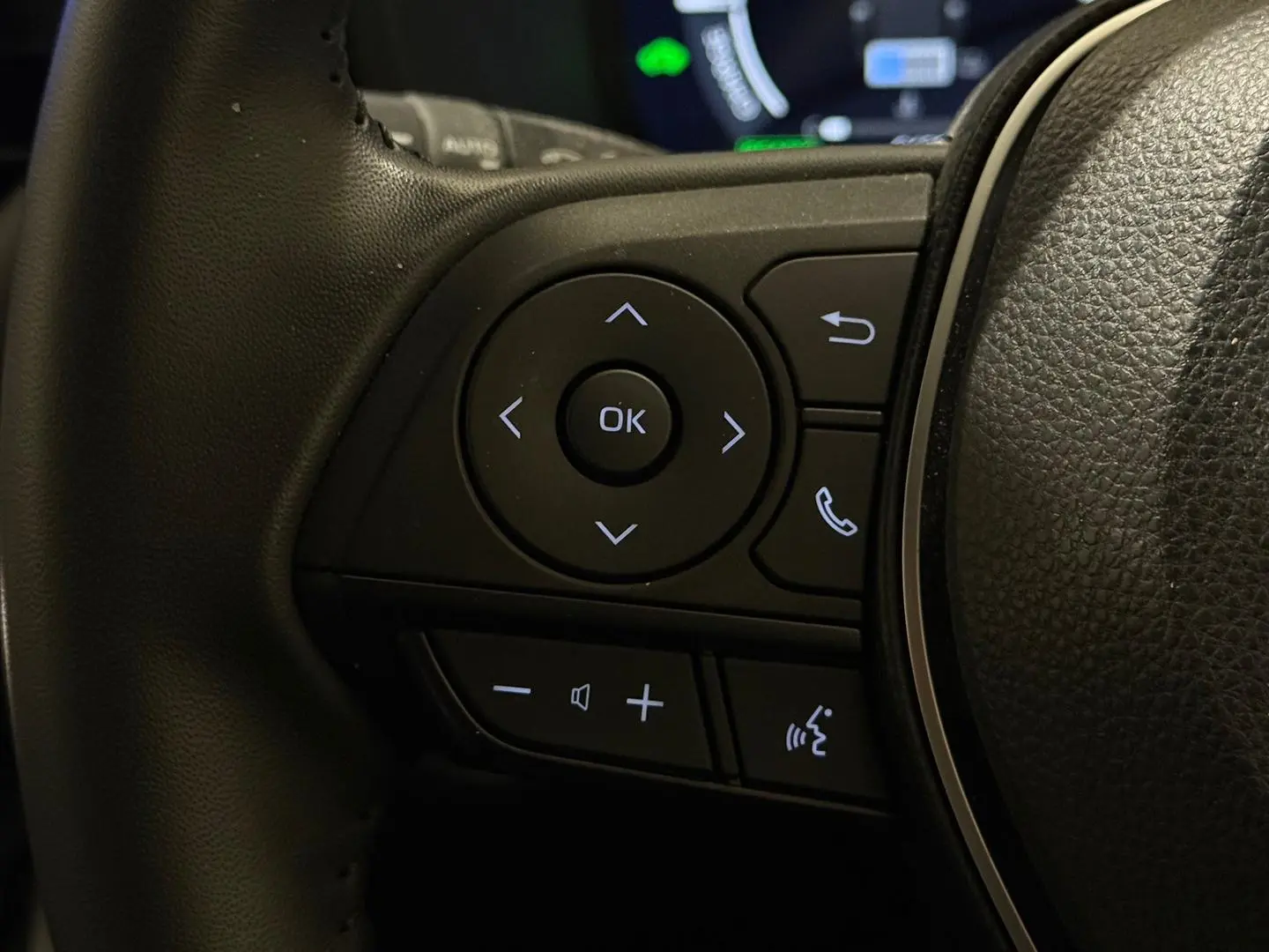 2024 Toyota RAV4 Gallery Image 22