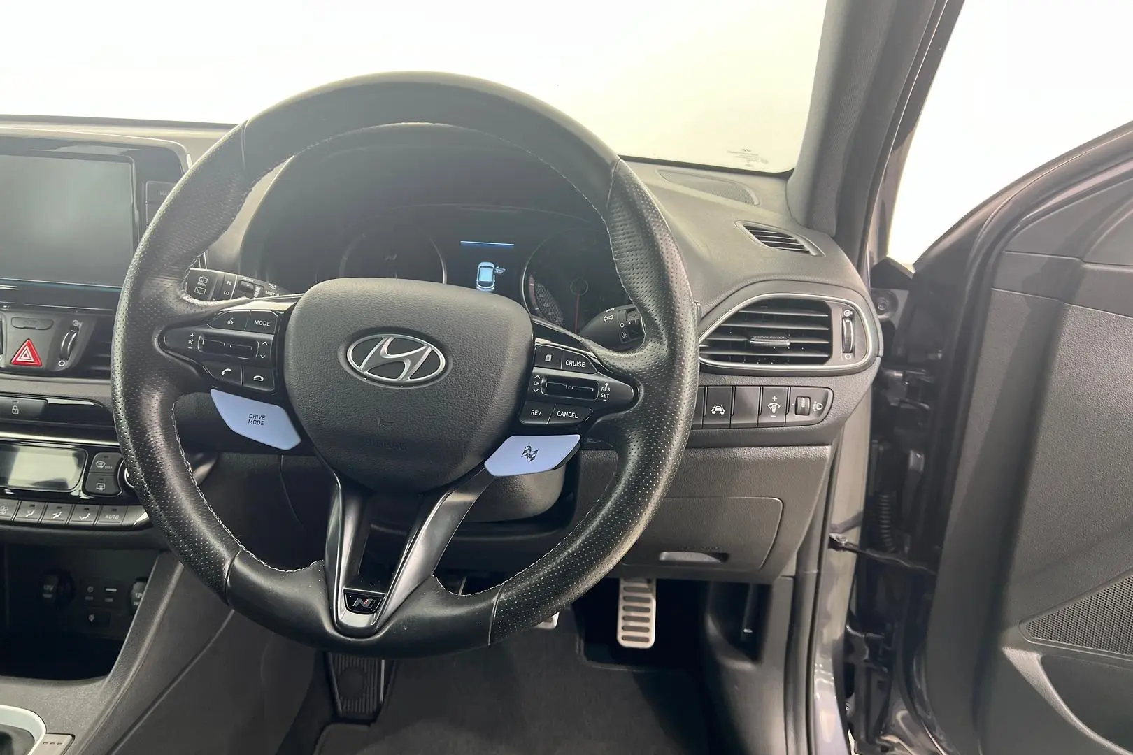 2020 Hyundai i30 Image 16