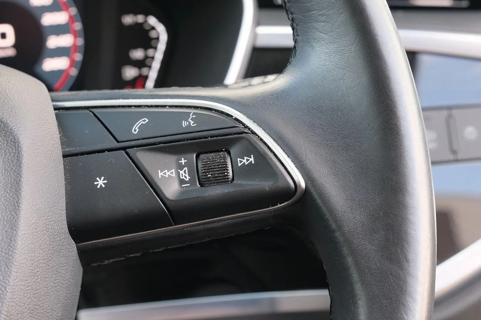 2021 Audi Q3 Gallery Image 15