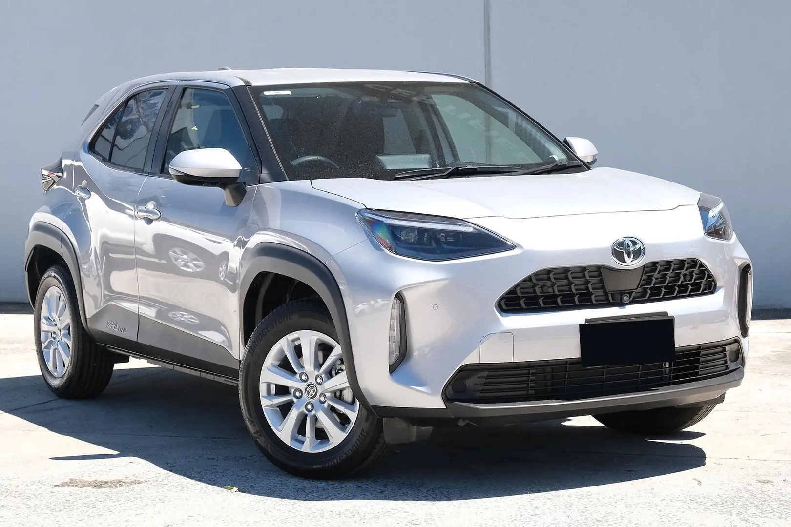 2023 Toyota Yaris Cross Gallery Image 1