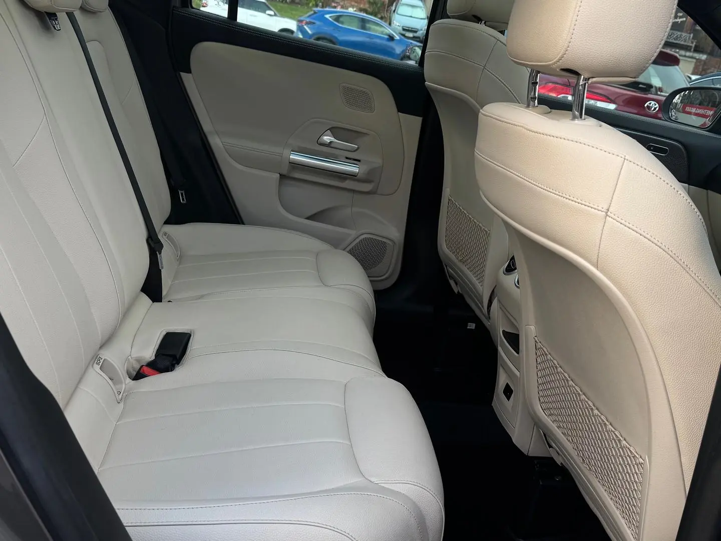 2021 Mercedes-Benz GLA-Class Gallery Image 27