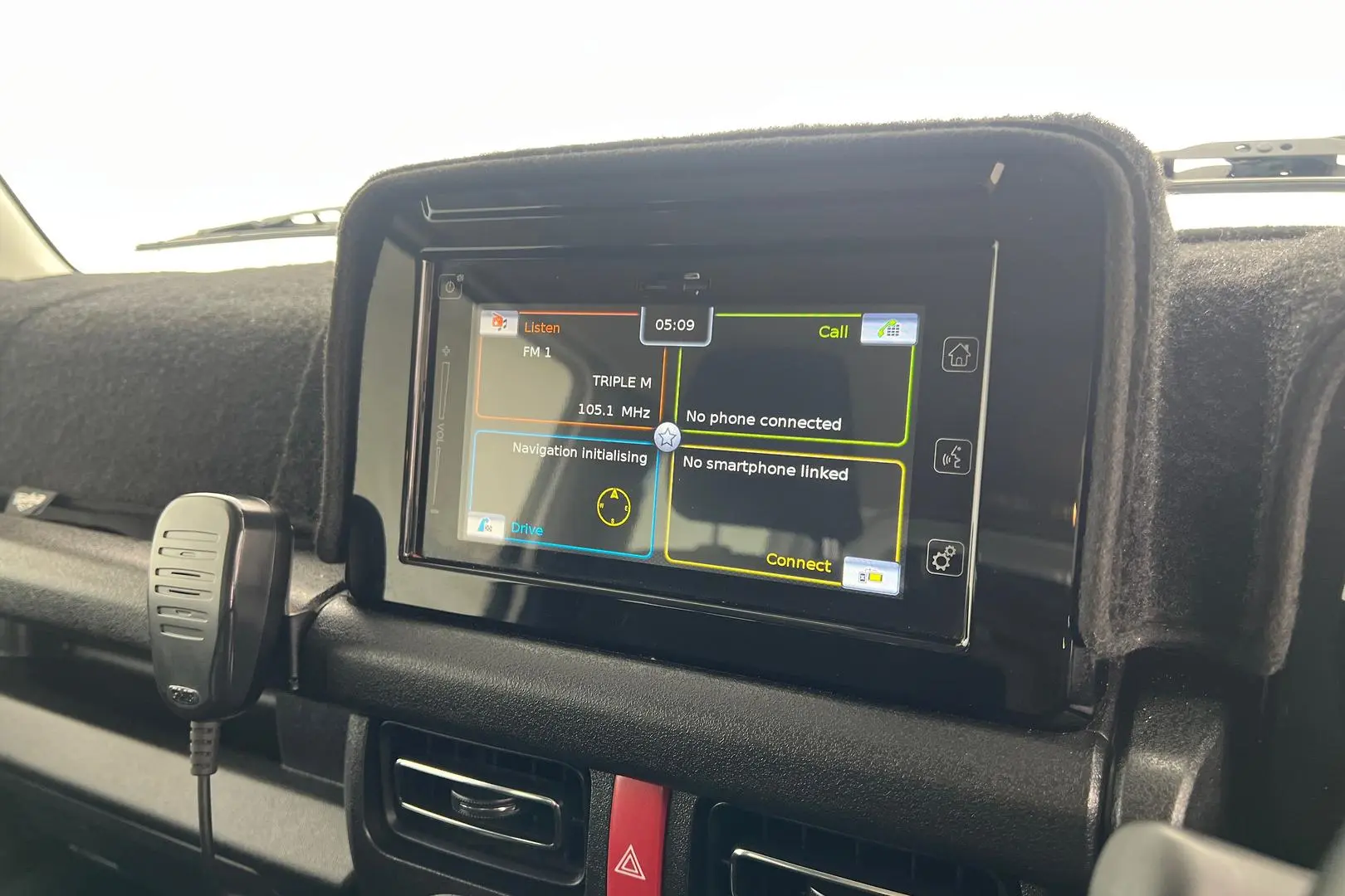 2021 Suzuki Jimny Gallery Image 14