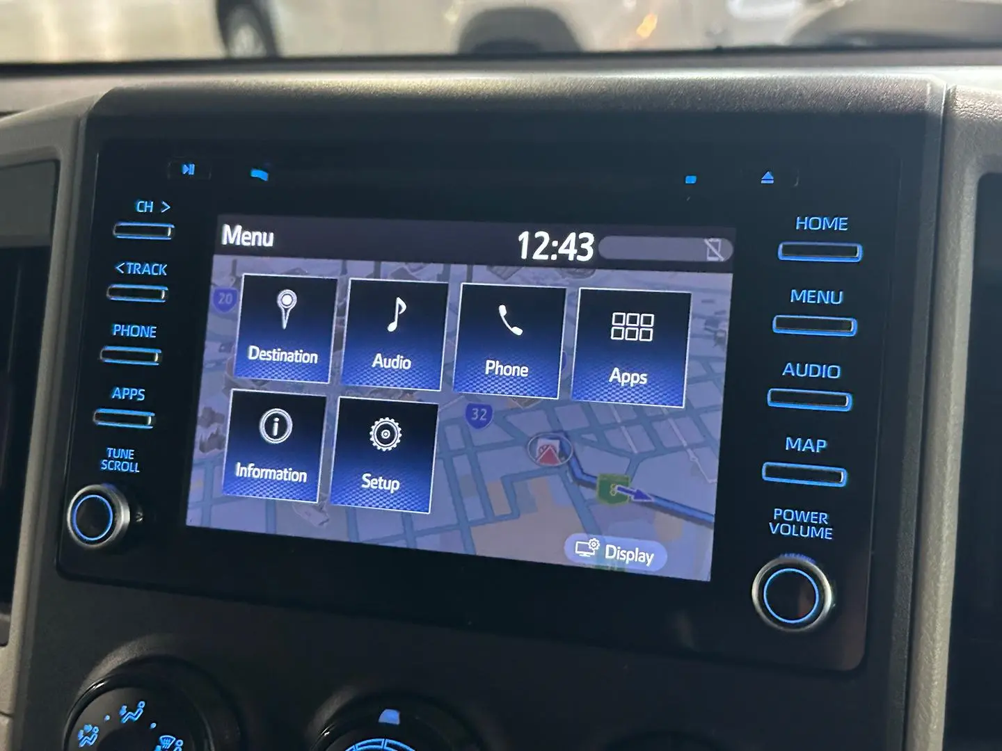 2019 Toyota Hiace Gallery Image 18