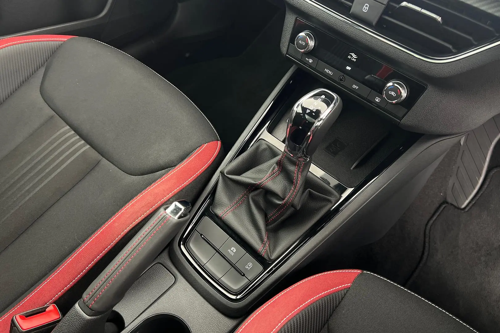 2022 SKODA Kamiq Gallery Image 14