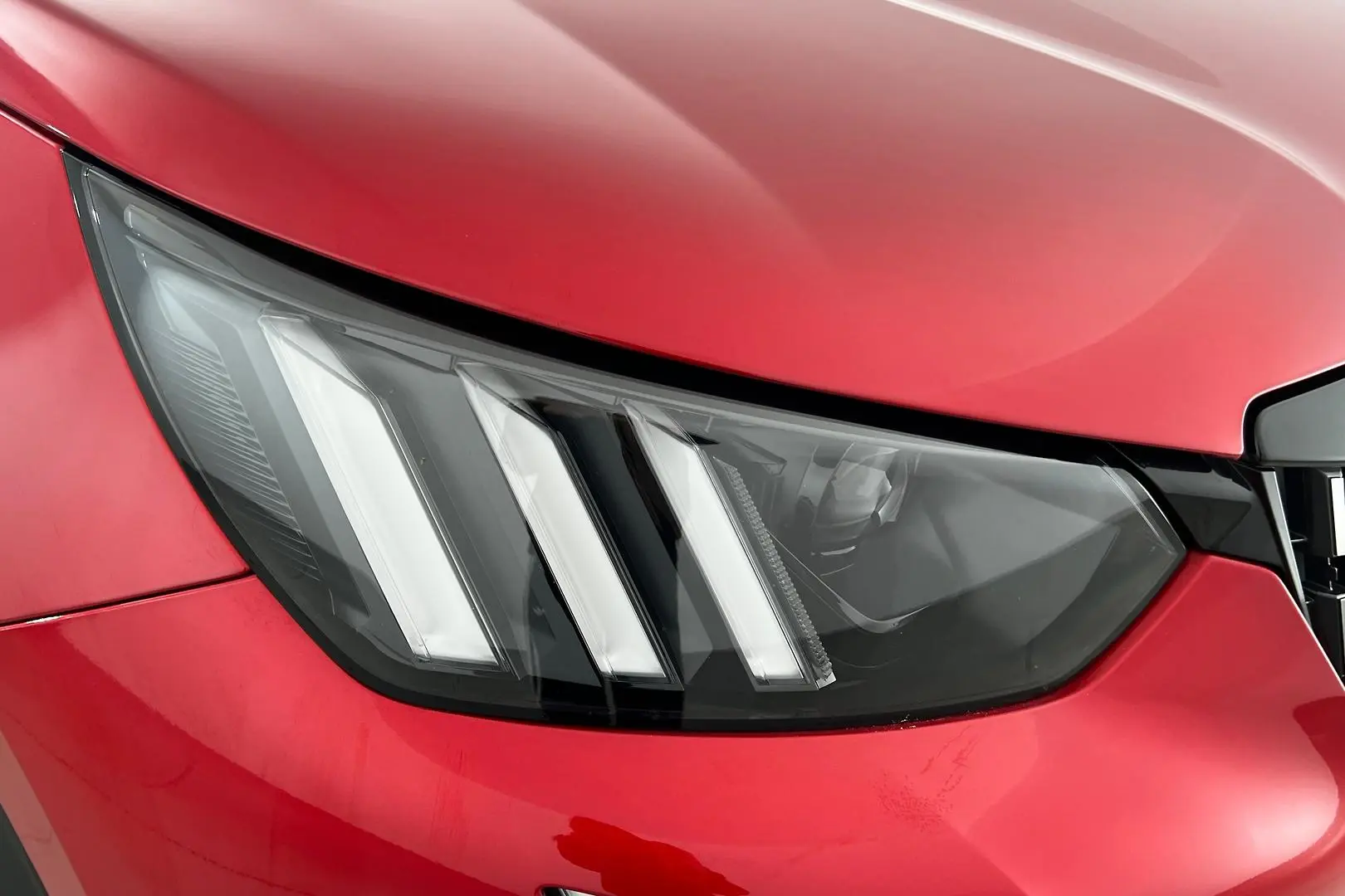 2023 Peugeot 2008 Gallery Image 2