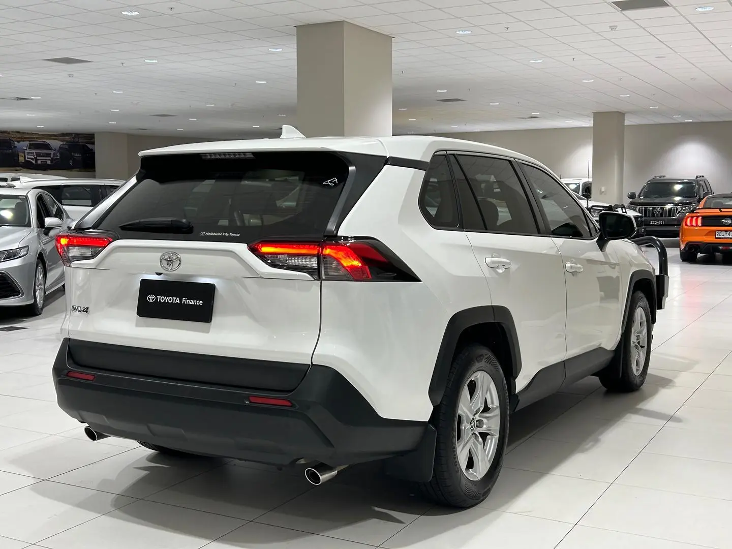 2020 Toyota Rav4 Gallery Image 10