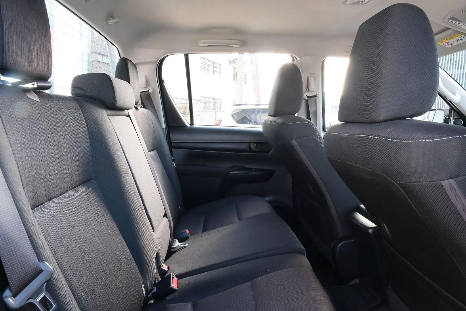 2017 Toyota Hilux Gallery Image 12