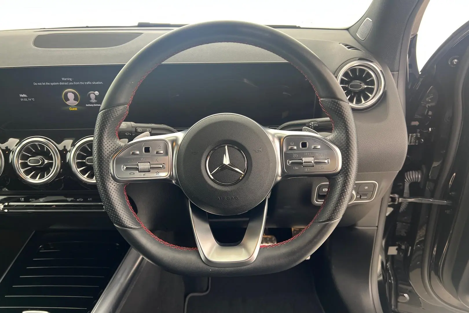 2023 Mercedes-Benz GLA-Class Gallery Image 16