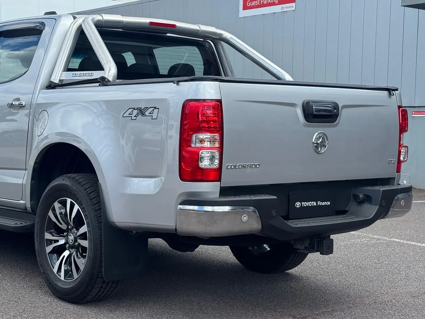 2017 Holden Colorado Gallery Image 8