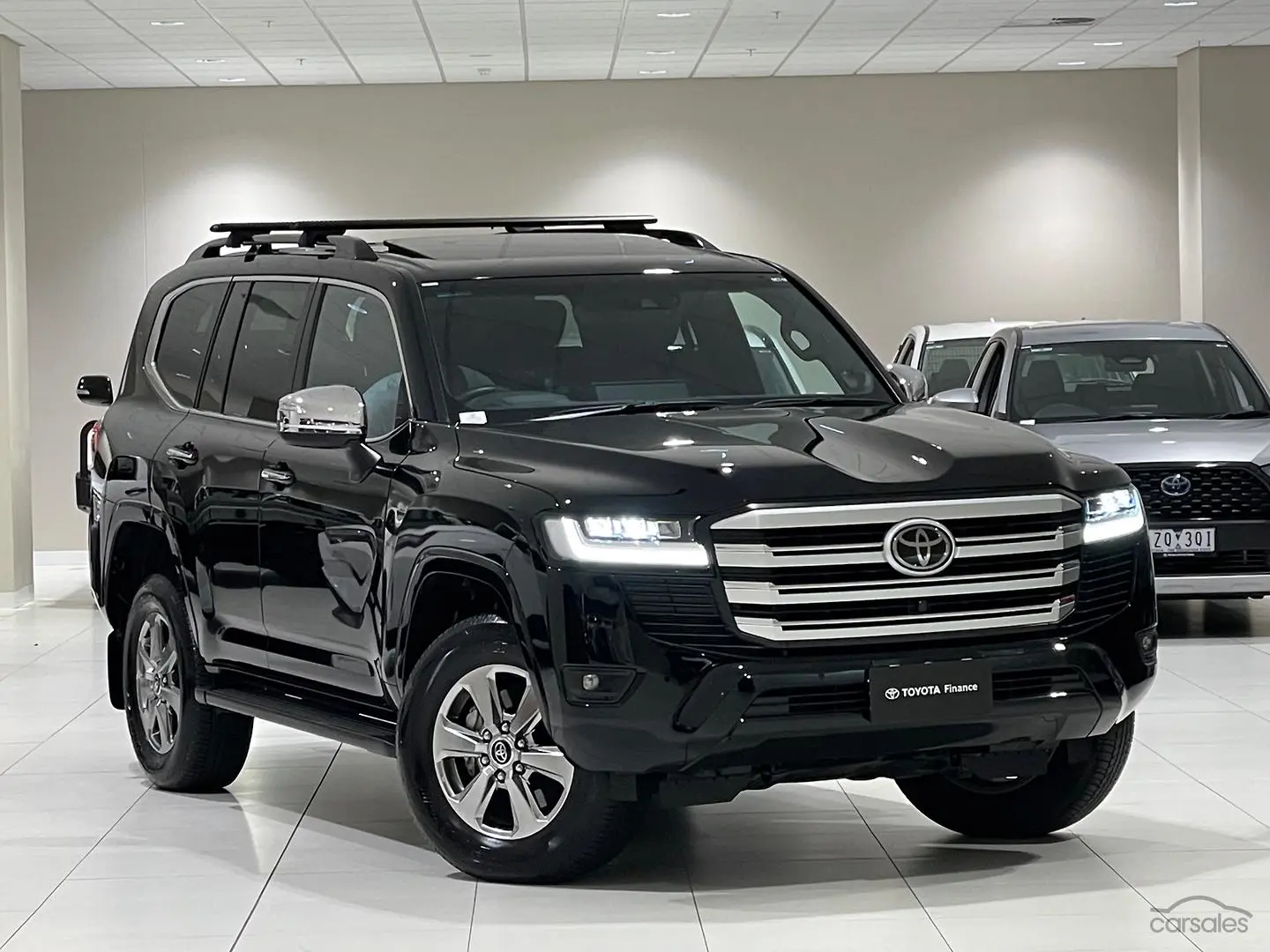 2023 Toyota Landcruiser Image 1