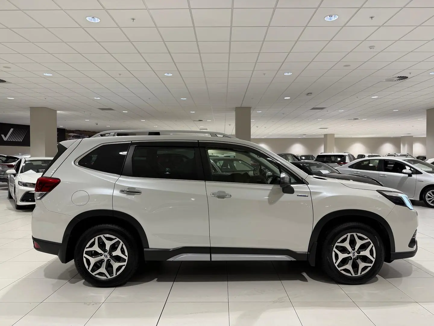 2021 Subaru Forester Gallery Image 2