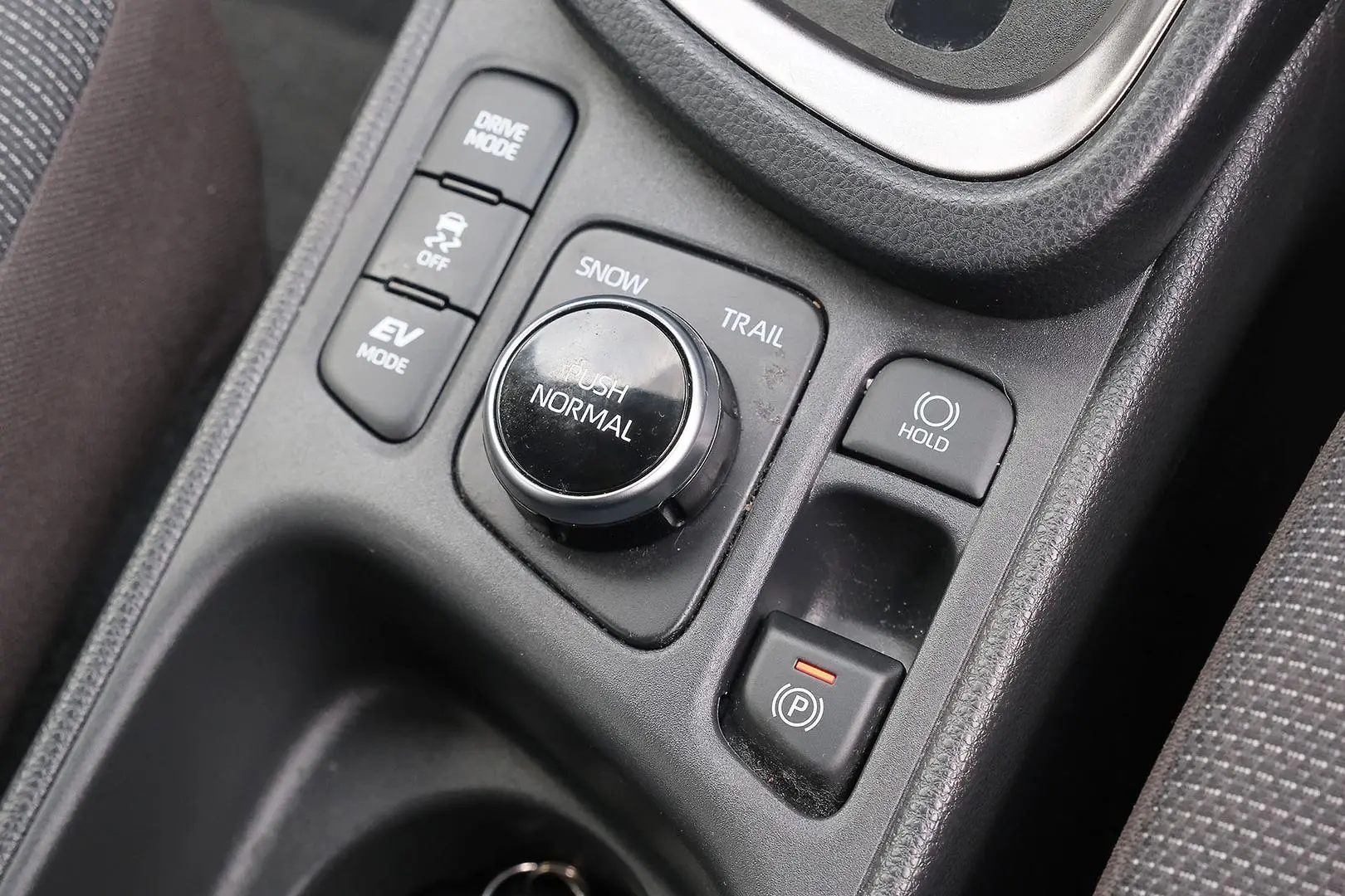 2024 Toyota Yaris Cross Gallery Image 19