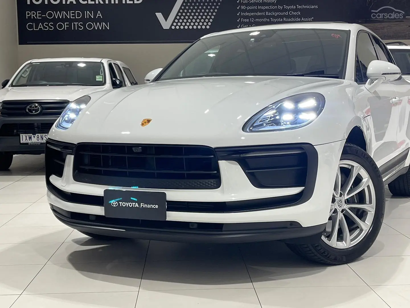 2022 Porsche Macan Image 7