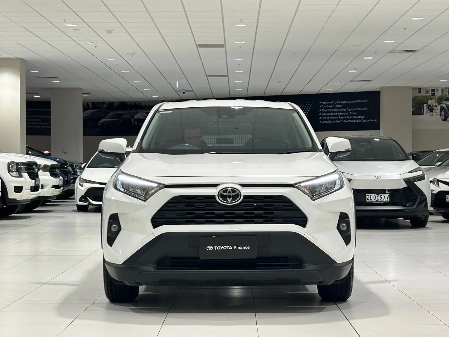 2022 Toyota RAV4 Gallery Image 4