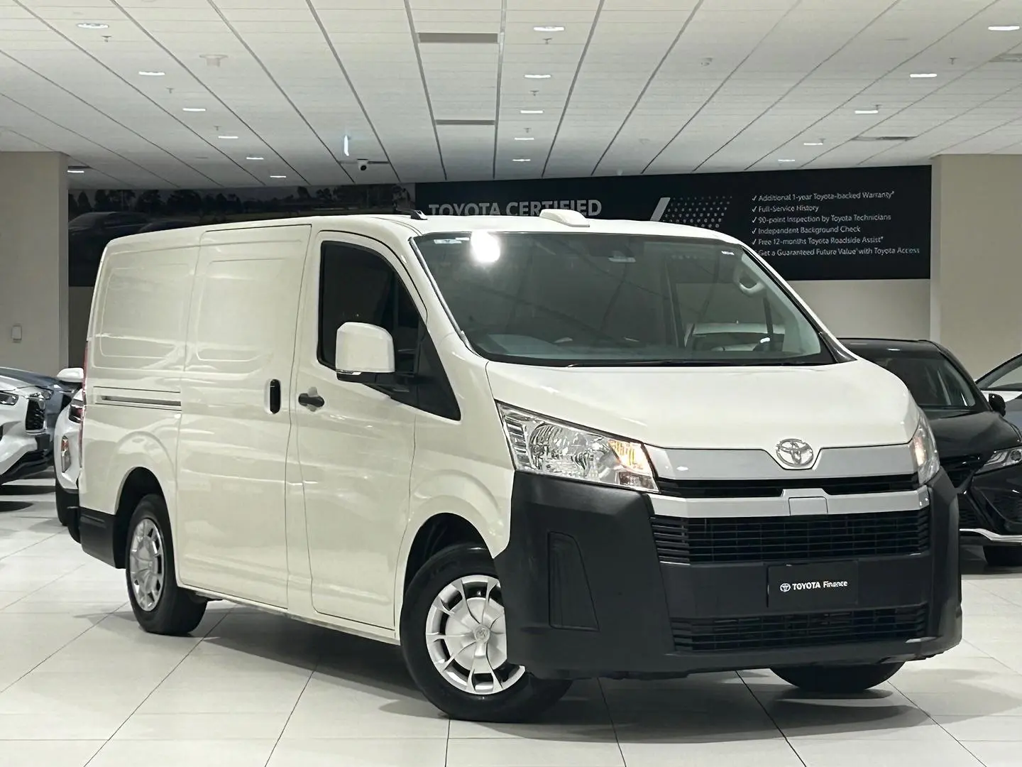 2022 Toyota Hiace Gallery Image 1