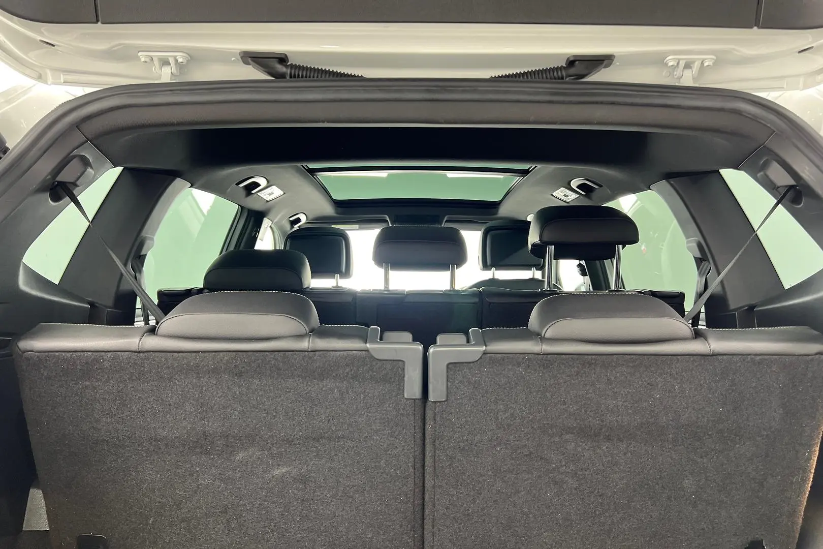 2021 Volkswagen Tiguan Gallery Image 20
