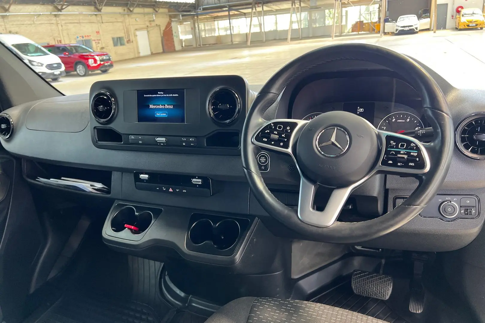 2024 Mercedes-Benz Sprinter Gallery Image 2