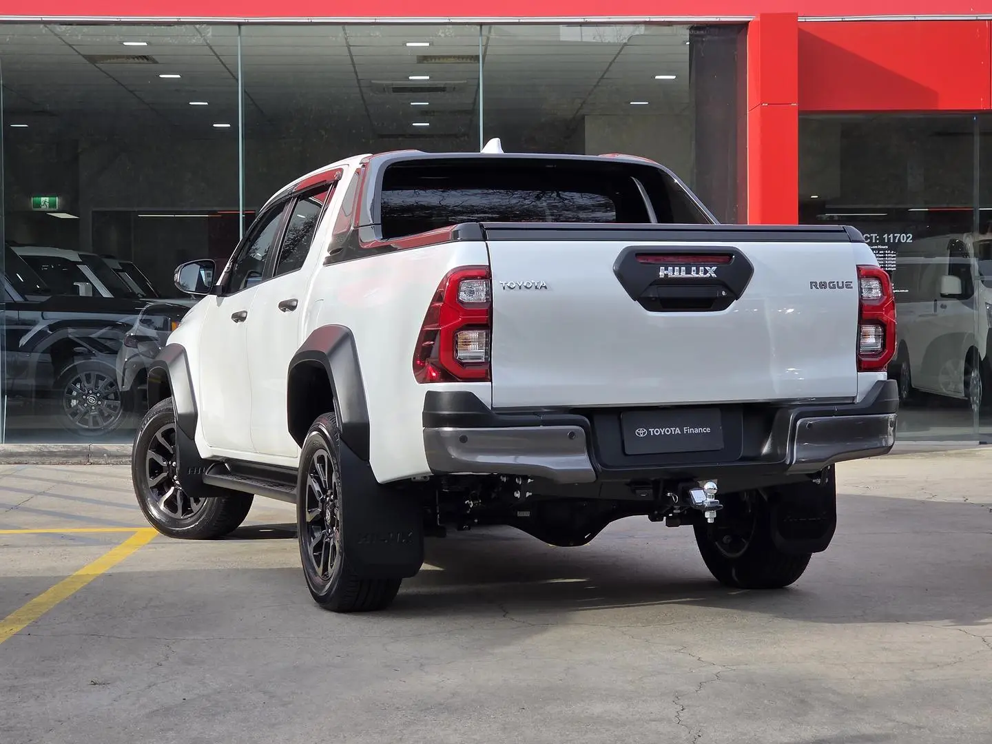2024 Toyota Hilux Gallery Image 5