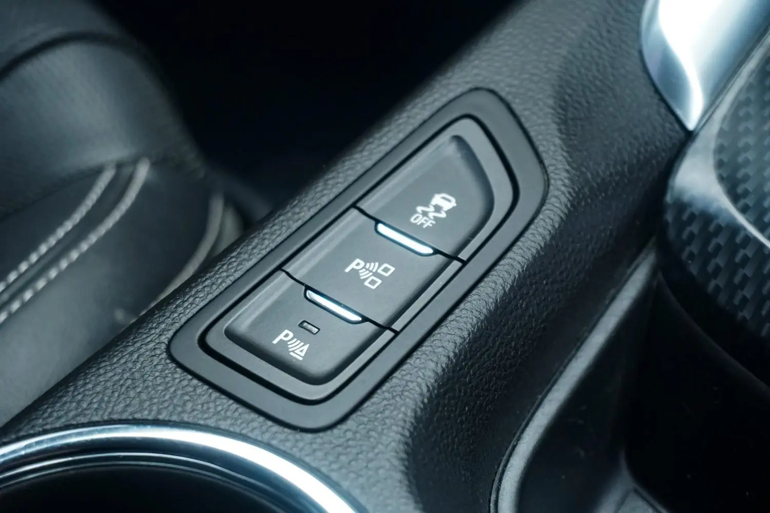 2016 Holden Commodore Gallery Image 14
