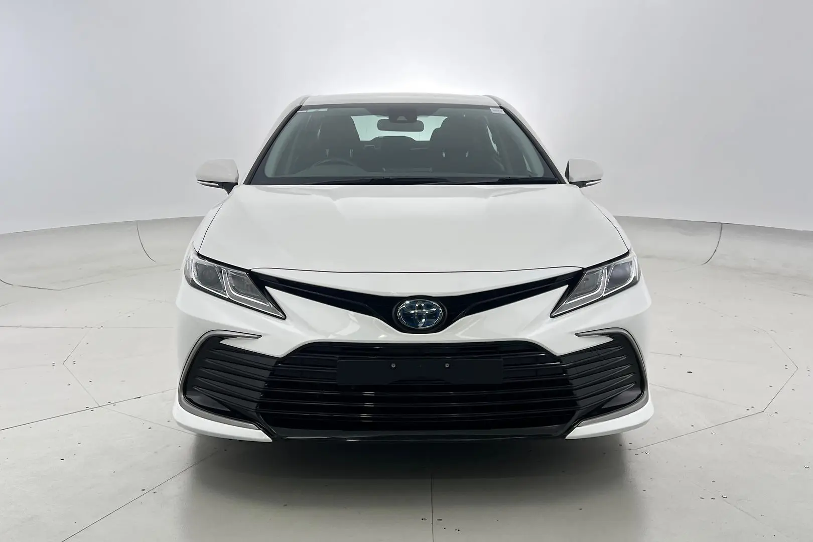 2021 Toyota Camry Gallery Image 6