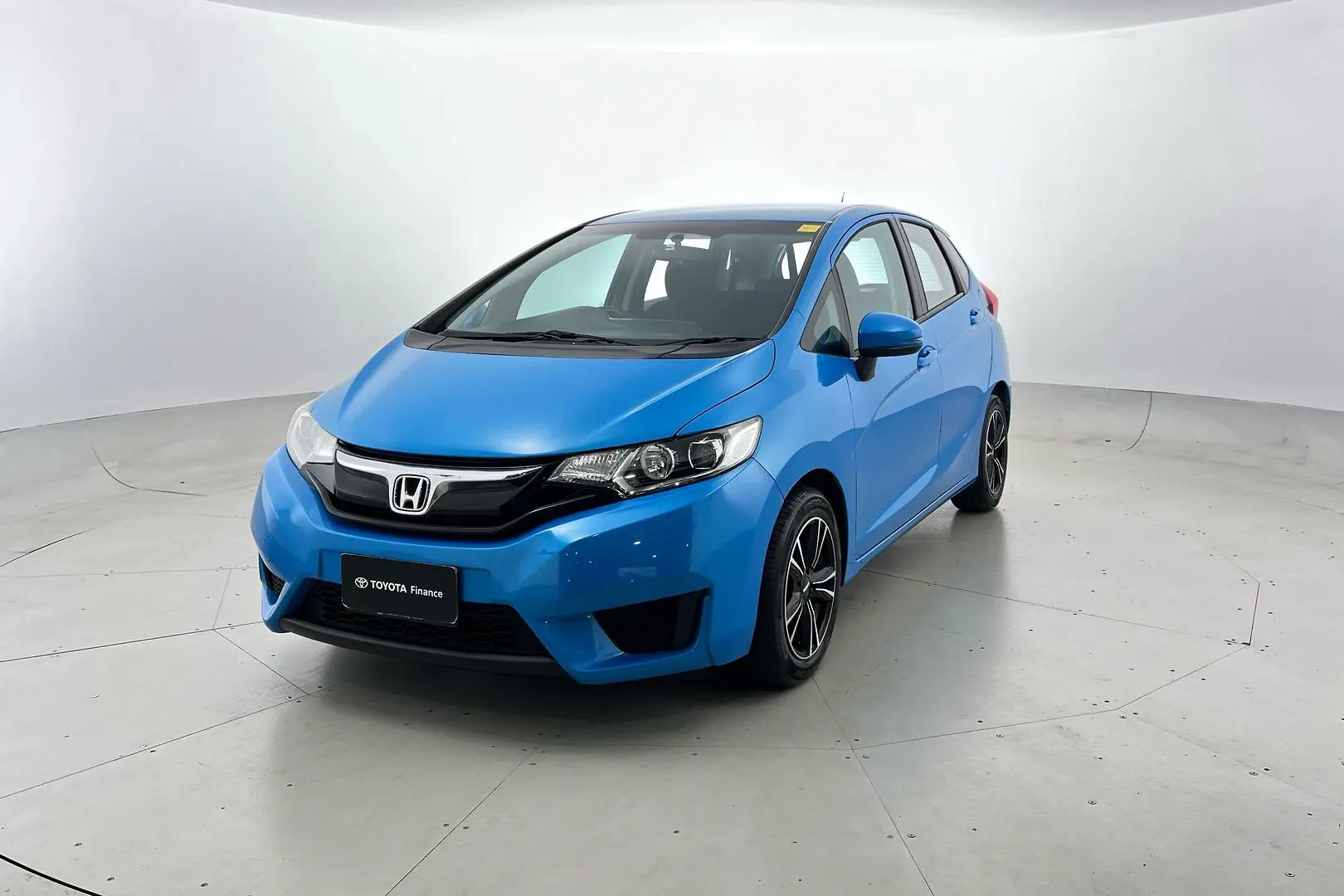 2015 Honda Jazz Gallery Image 9