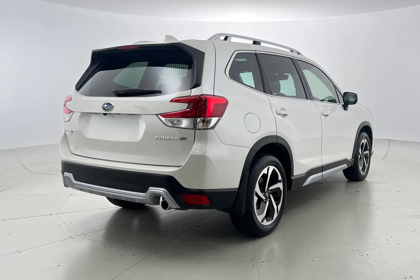 2024 Subaru Forester Gallery Image 4