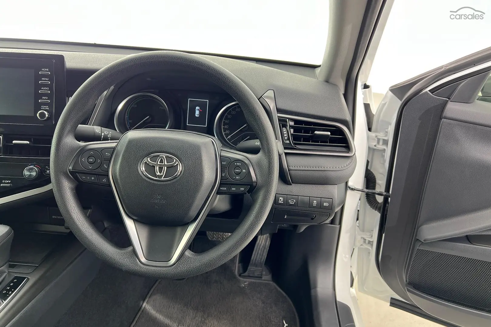 2023 Toyota Camry Image 11