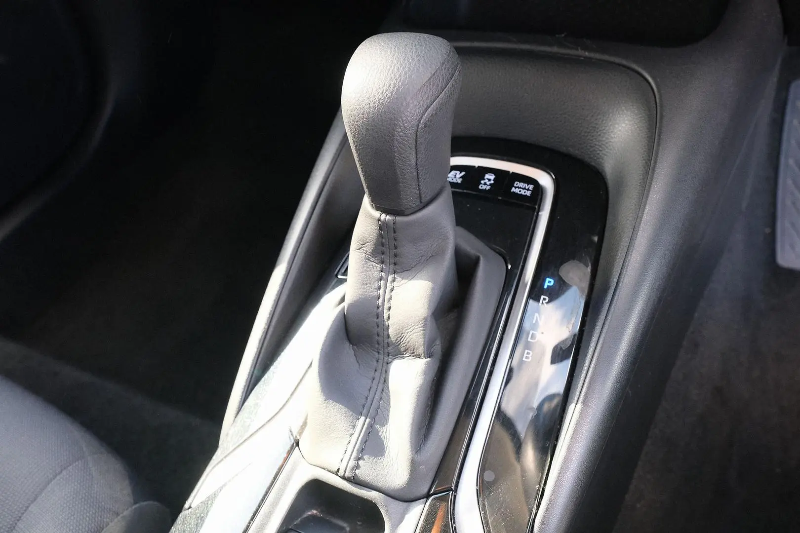2020 Toyota Corolla Gallery Image 17