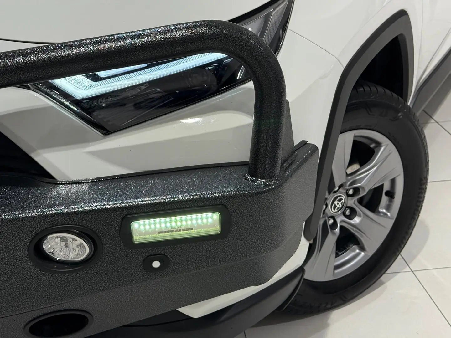 2022 Toyota RAV4 Gallery Image 11