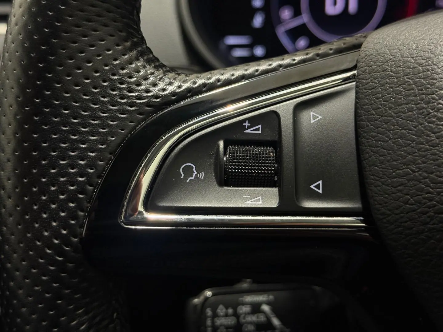 2020 SKODA Octavia Gallery Image 23