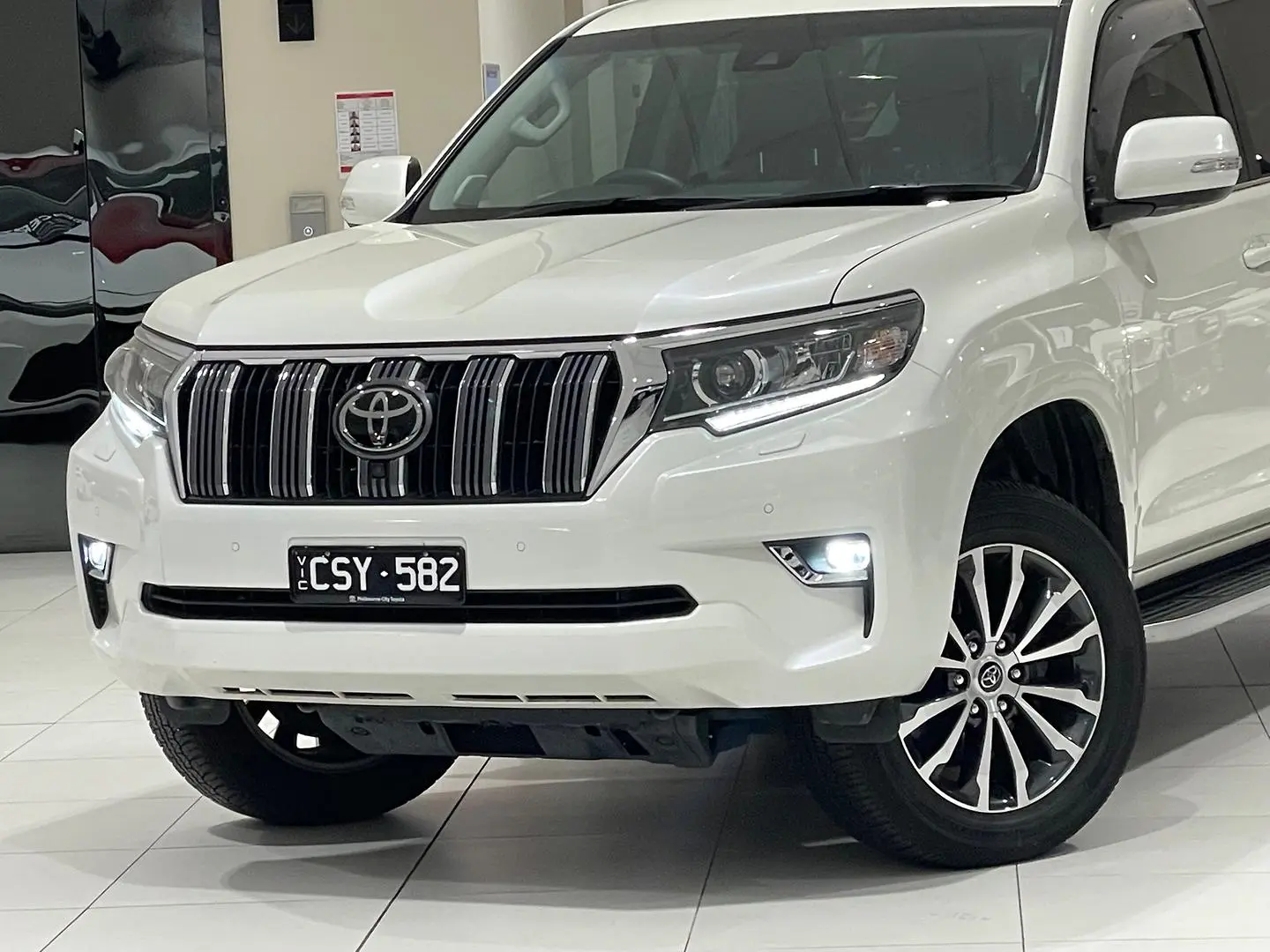 2023 Toyota Landcruiser Prado Gallery Image 6