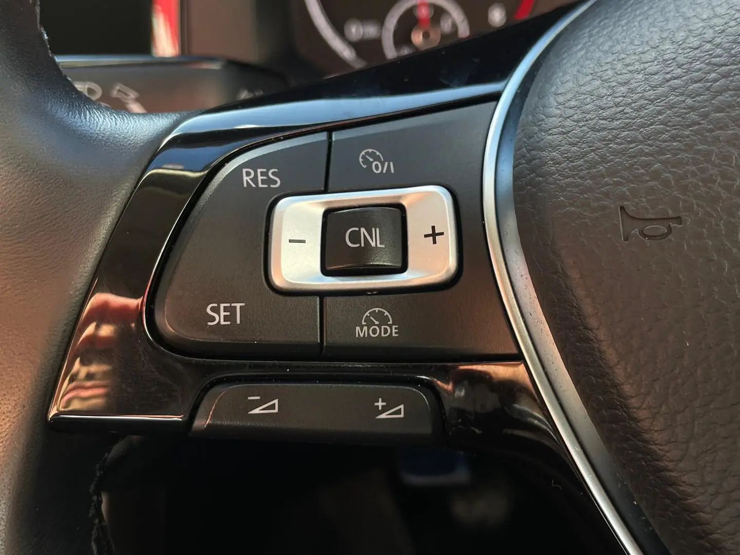2020 Volkswagen Polo Gallery Image 19