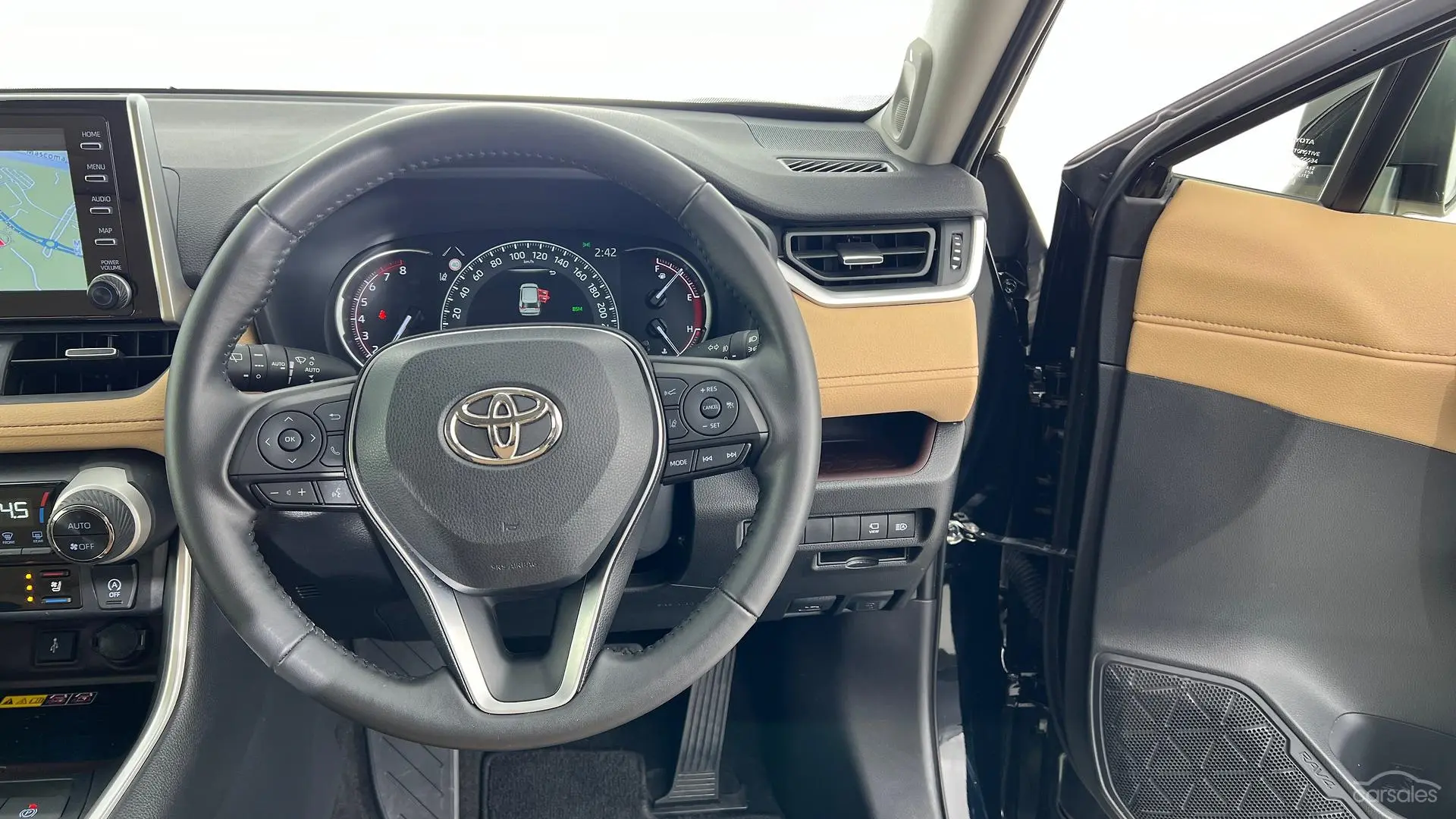 2022 Toyota RAV4 Image 12