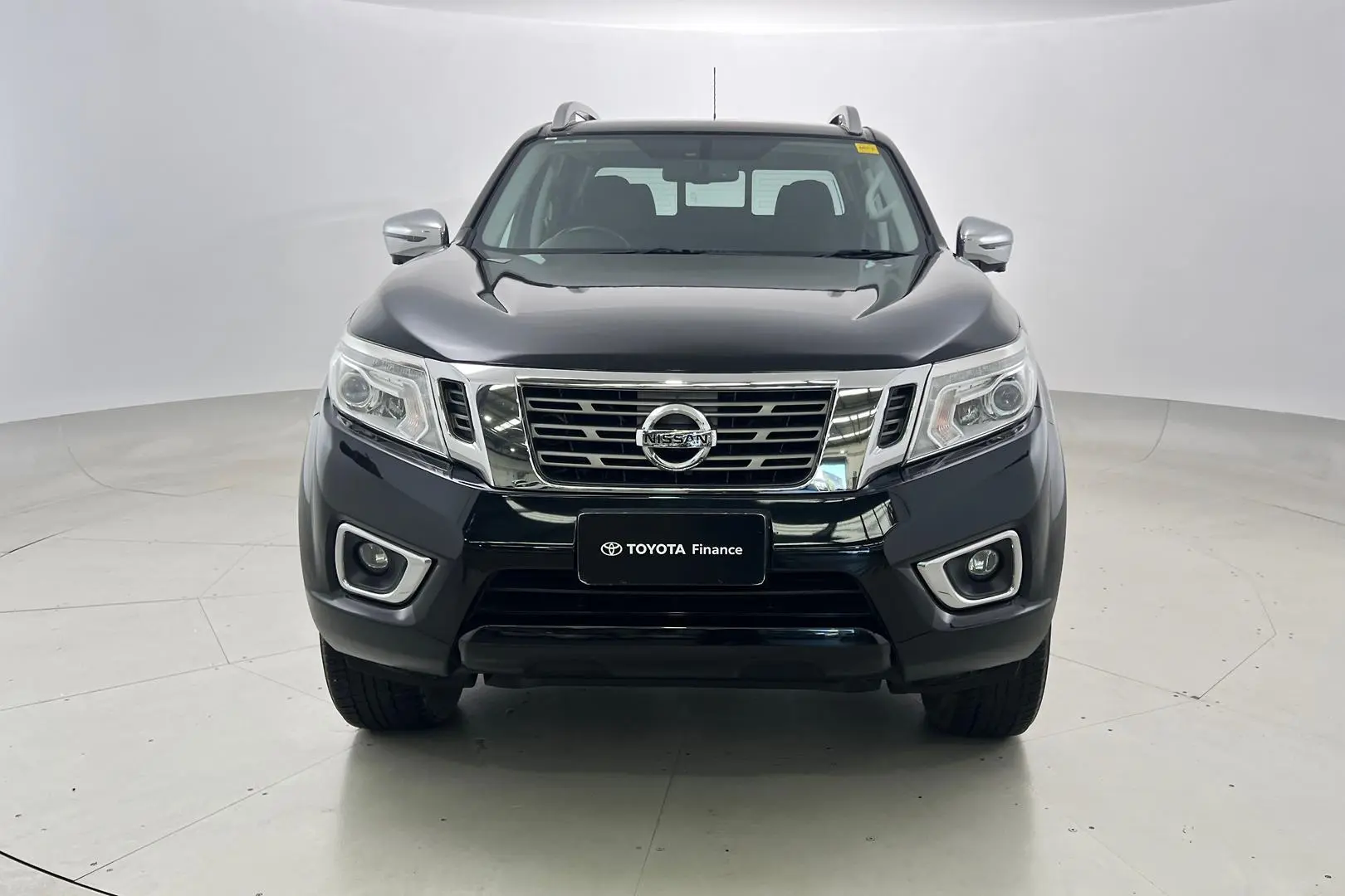 2019 Nissan Navara Gallery Image 9