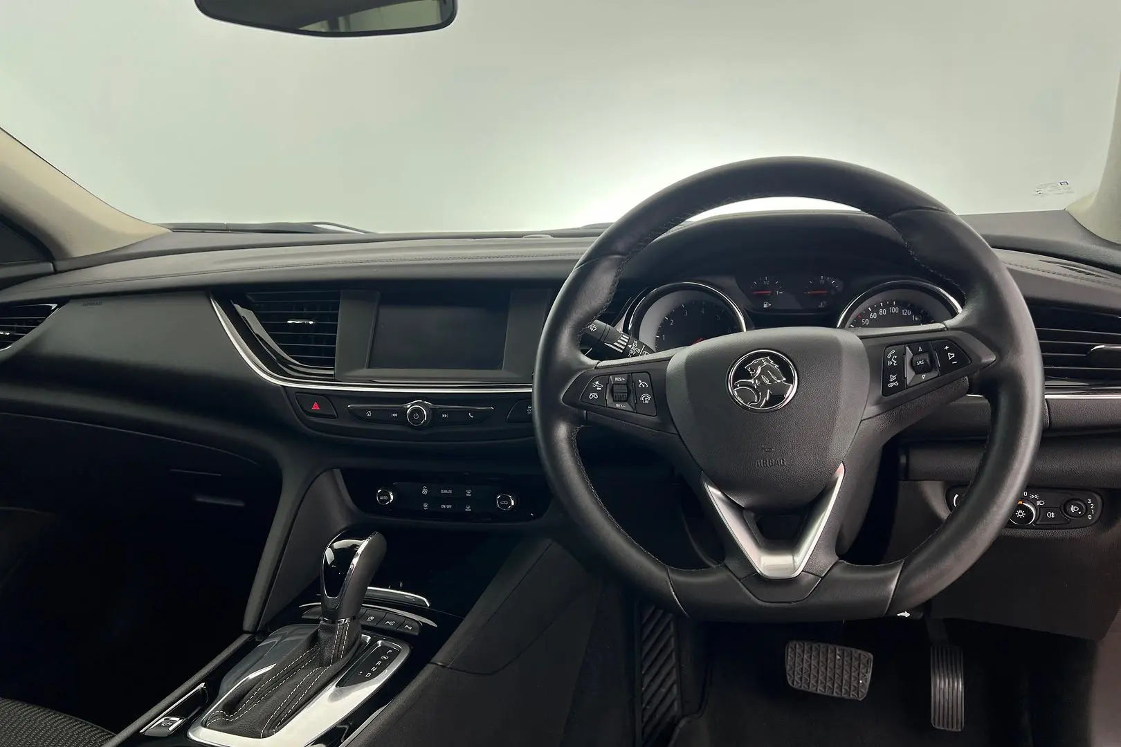 2019 Holden Commodore Gallery Image 12