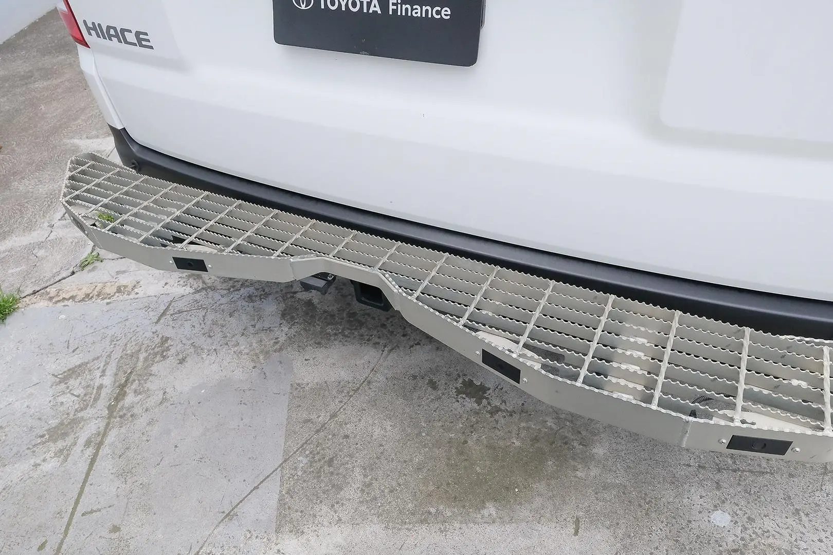 2021 Toyota Hiace Gallery Image 10