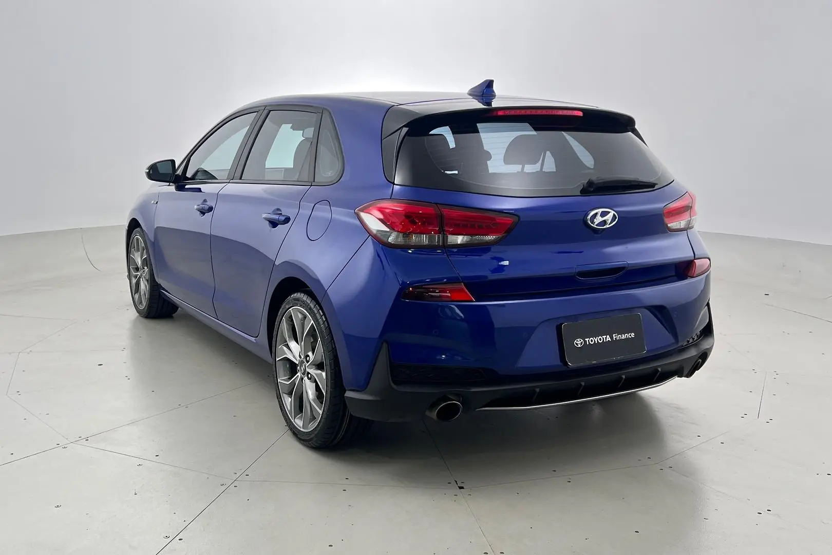 2020 Hyundai i30 Gallery Image 8