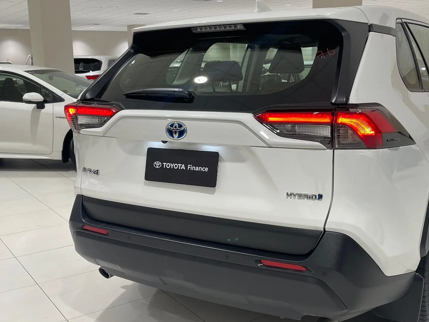 2024 Toyota RAV4 Gallery Image 10
