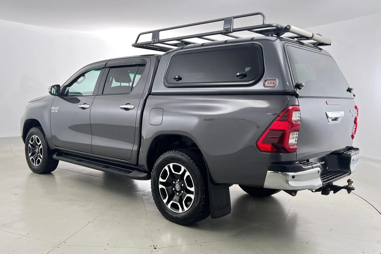 2022 Toyota Hilux Gallery Image 7