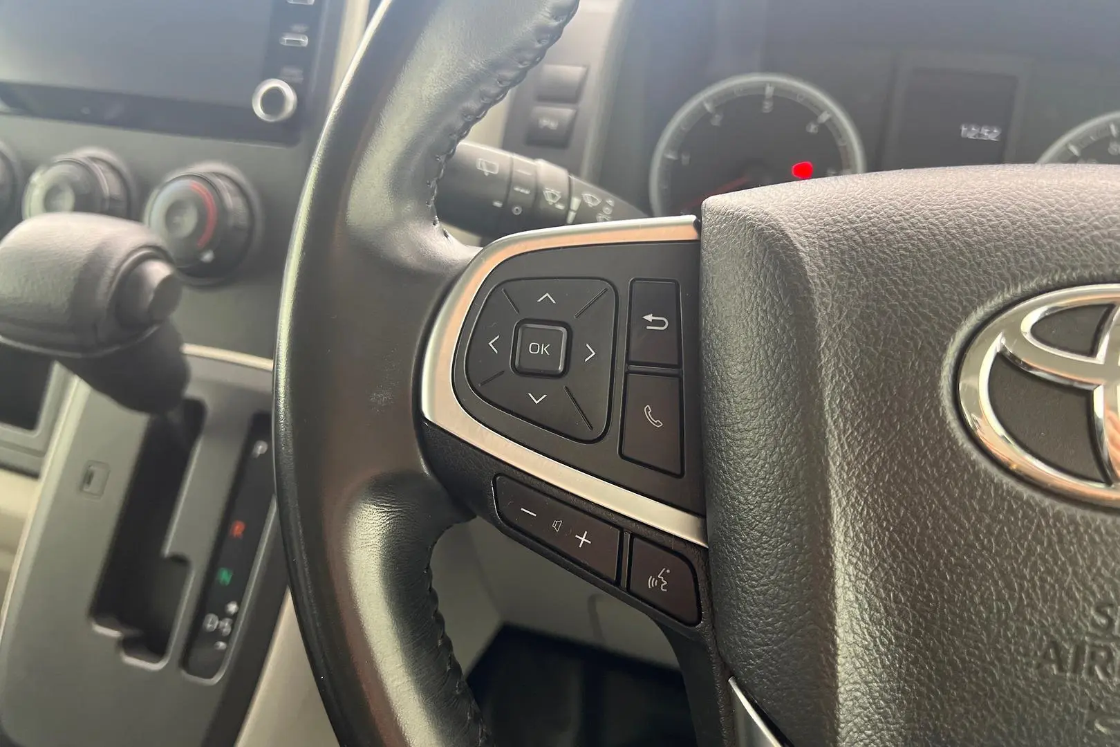 2020 Toyota Hiace Gallery Image 20