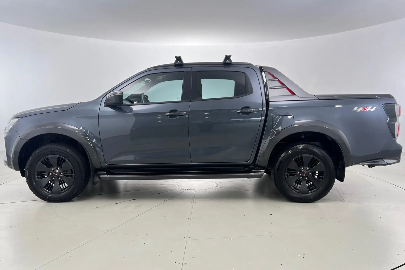 2022 Isuzu D-MAX Gallery Image 7
