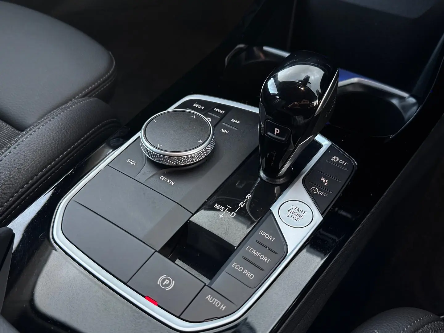 2022 BMW 1 Series Gallery Image 11