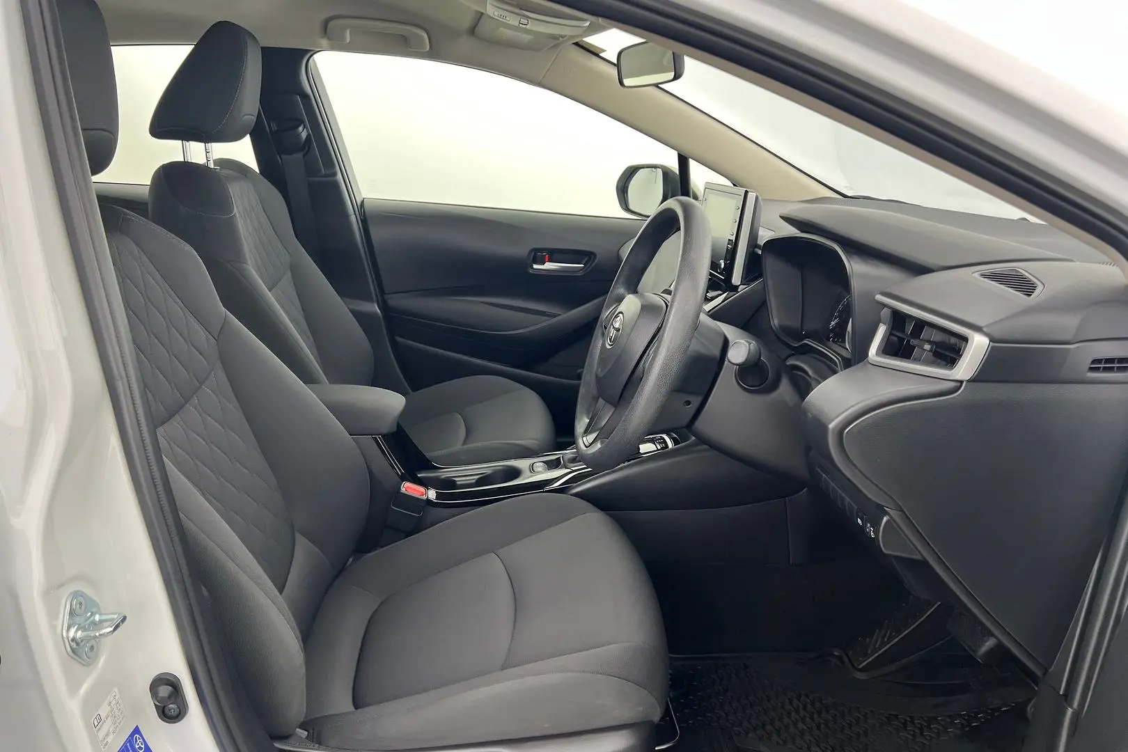 2022 Toyota Corolla Gallery Image 11