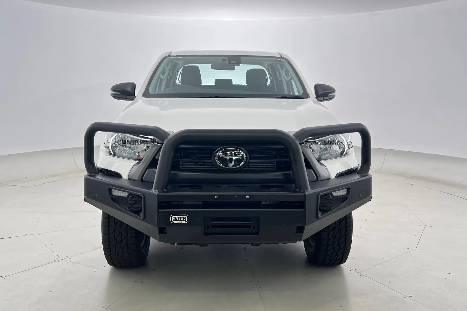 2022 Toyota Hilux Gallery Image 3