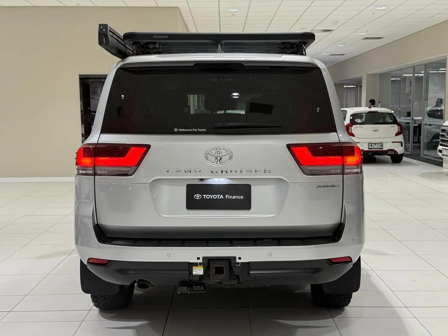 2022 Toyota Landcruiser Gallery Image 9