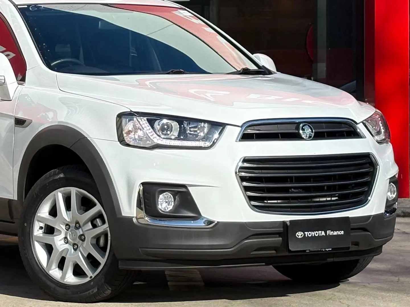 2017 Holden Captiva Gallery Image 4